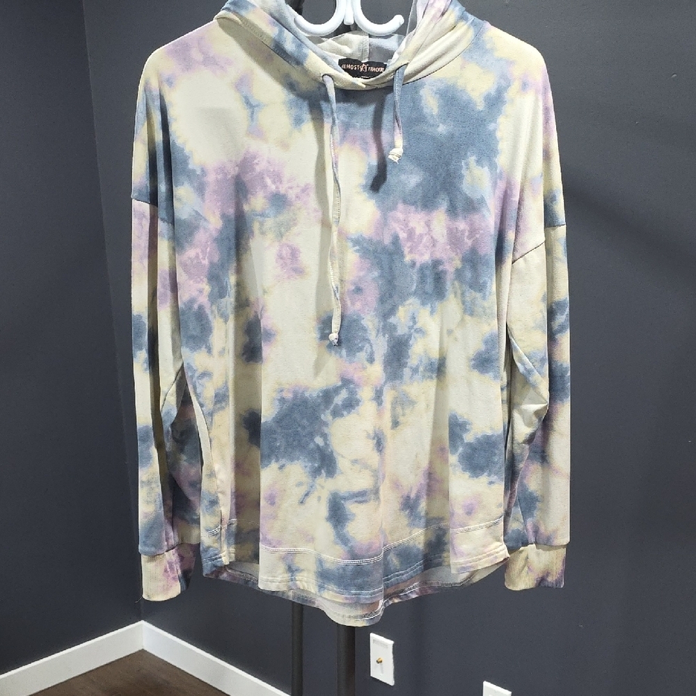 Almost Famous Blue and Purple Tie-Dye Sweatshirt